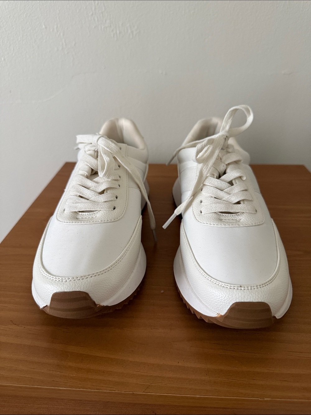 Dolce Vita Cream and Brown Women’s Low-Top Sneakers